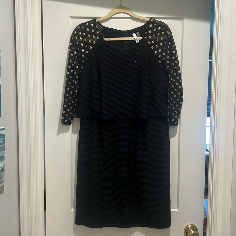 Women’s Black and Gold Popover Long Sleeve Dress